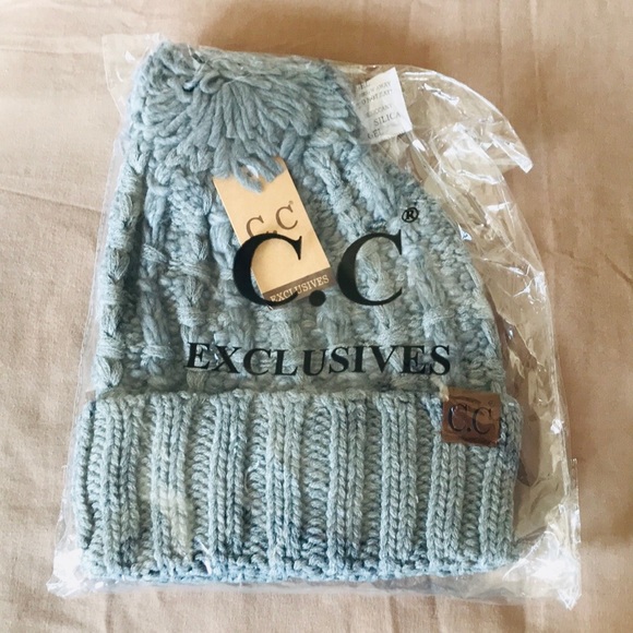 C.C. Gray Slip-Stitch Pom Beanie Hat - Picture 2 of 7